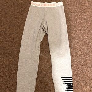 Rihanna Savage X Fenty leggings